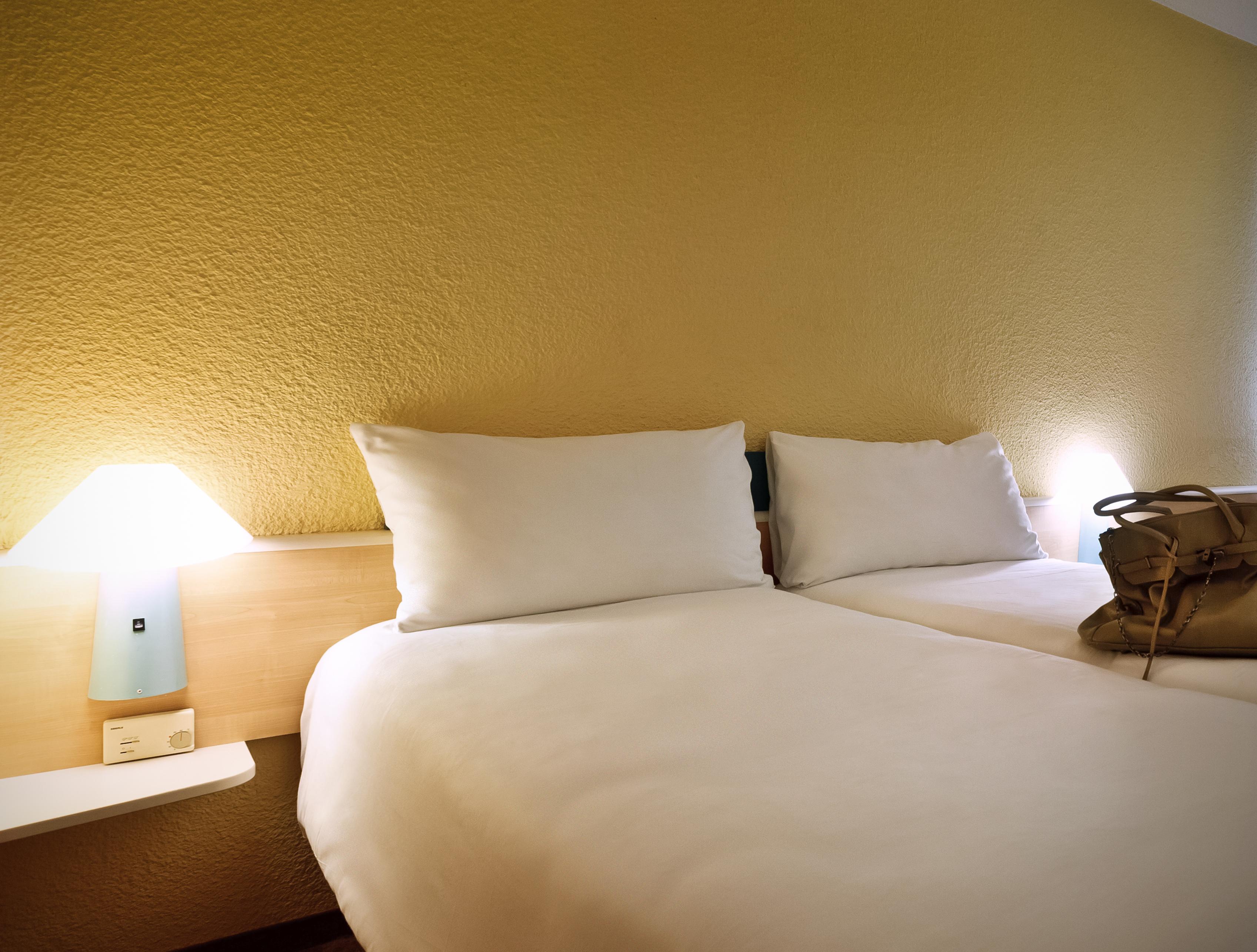 Ibis Hotel Alicante Exterior photo
